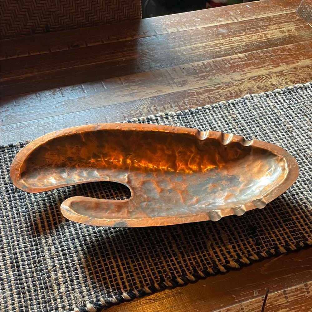 Vintage MCM arts and crafts hand made hammered copper ashtray